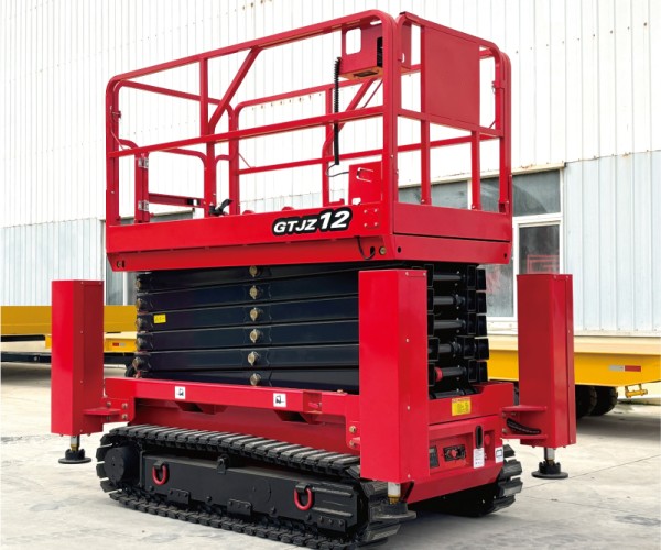富源自行走升降机